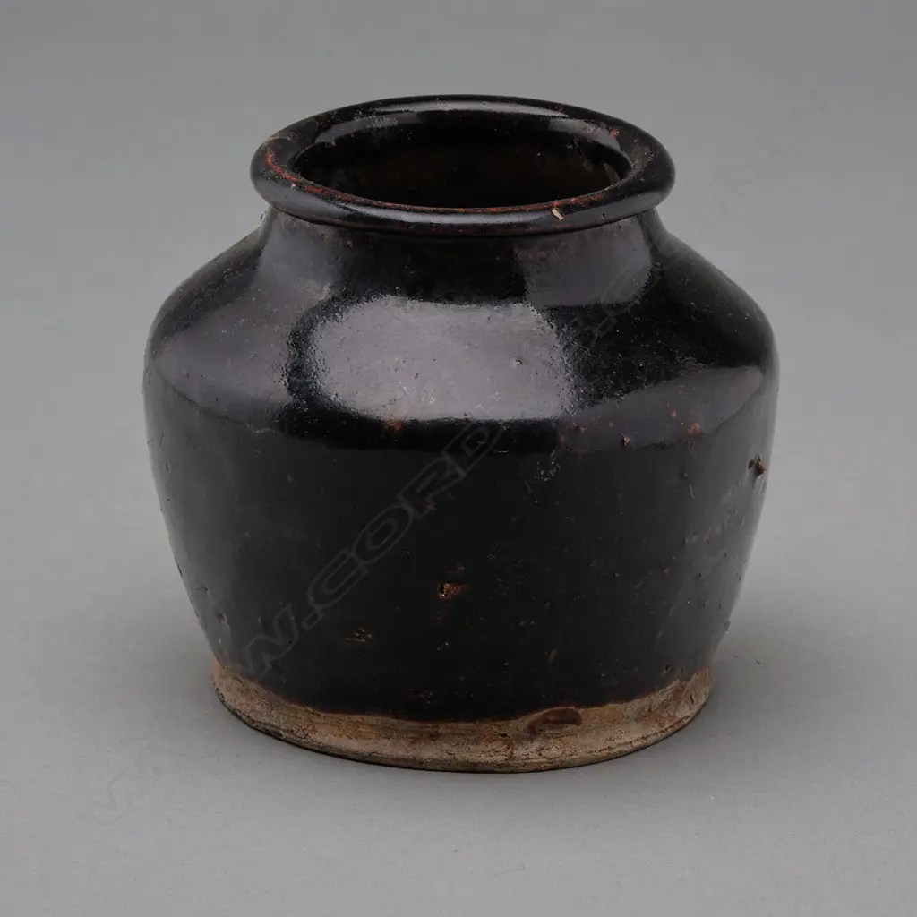 Stoneware jar – China – early 20thC Image 1++